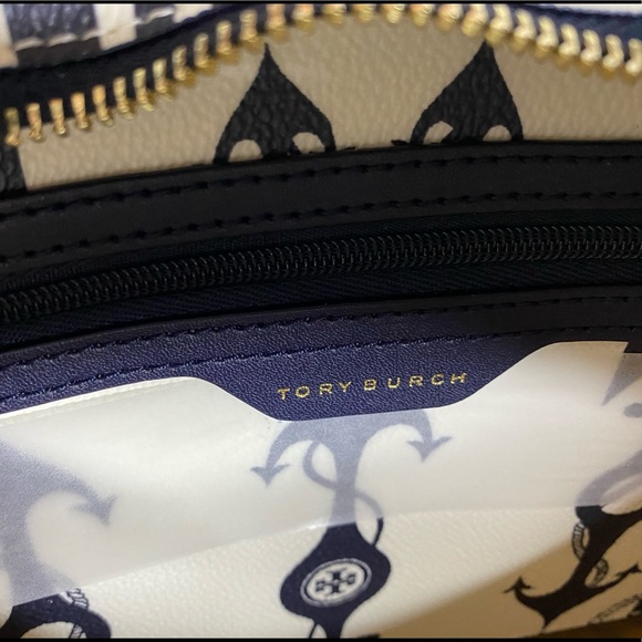 ⚓️ Tory Burch 2 pcs Kerrington Seafaring Zip Tote - Picture 9 of 10